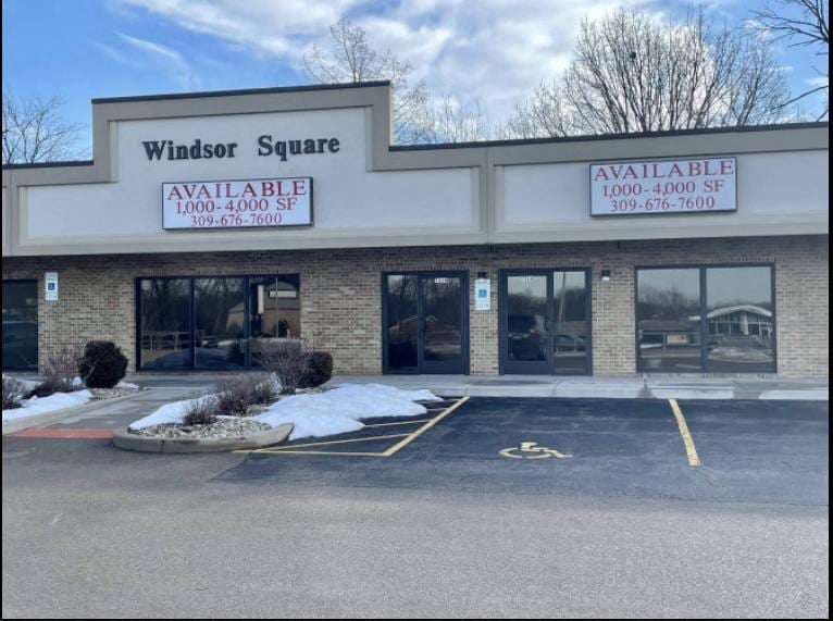 Windsor Square 7318 North University St., Peoria, IL CommercialSearch
